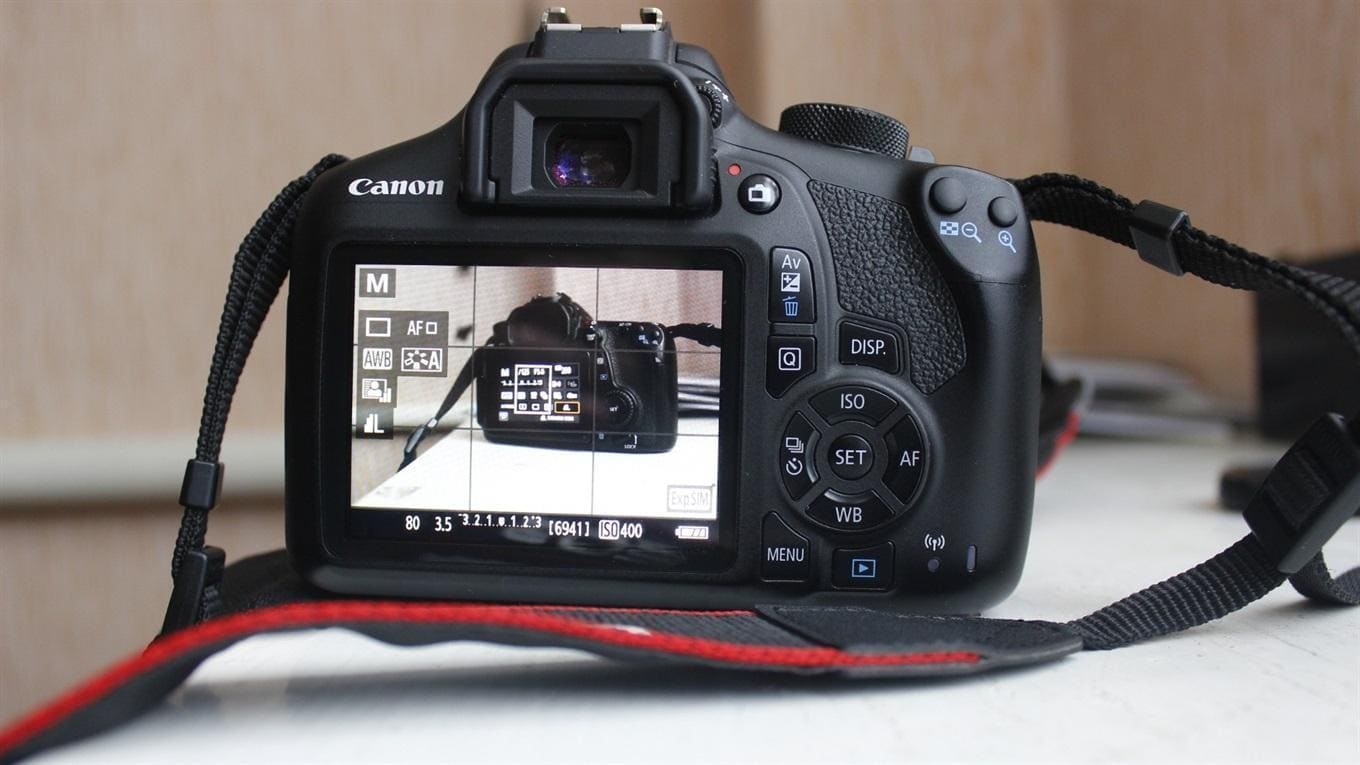 Beyond Auto Mode: Essential Camera Settings for Beginners